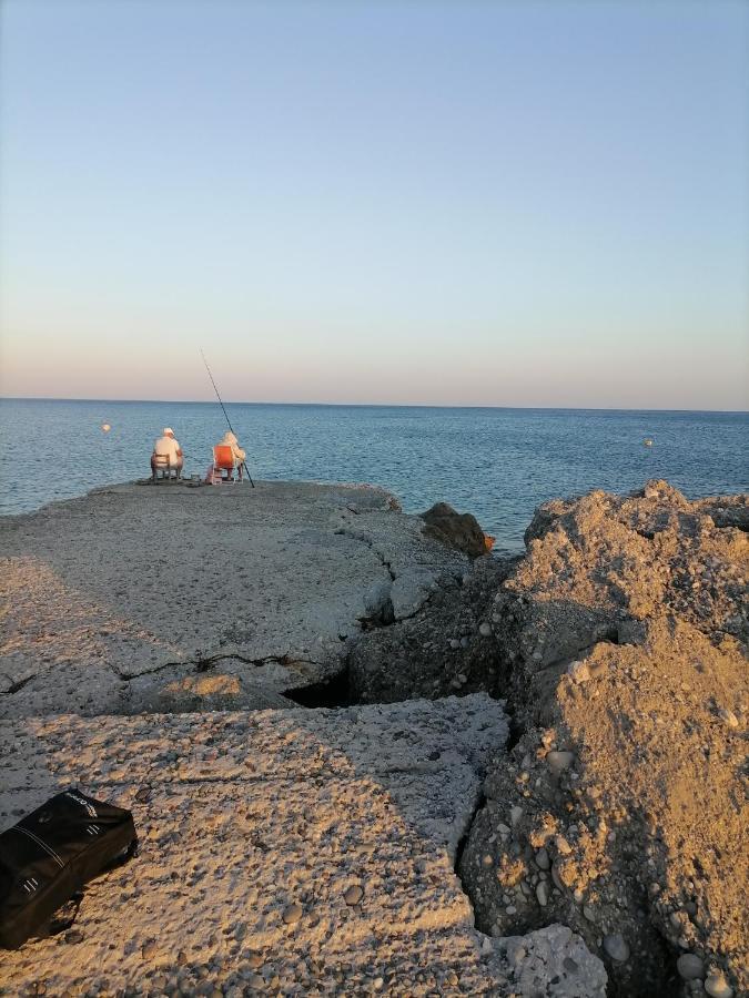 考特索纳里On The Beach别墅 外观 照片